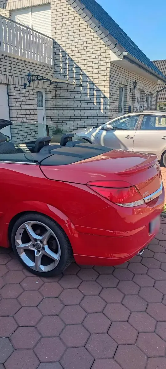 Gebraucht Opel Astra 140 PS (102 kW) 2008 Rot Cabrio