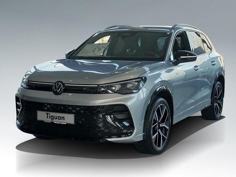 Neu VW Tiguan R-line 193 PS (141 kW) 2026 Oyster silver metallic SUV