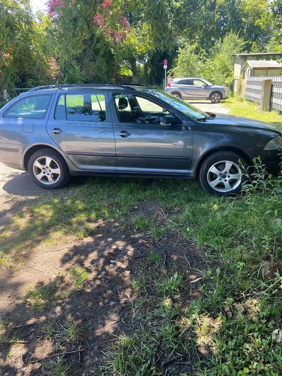 Gebraucht Skoda Octavia 105 PS (77 kW) 2007 Grau Kombi