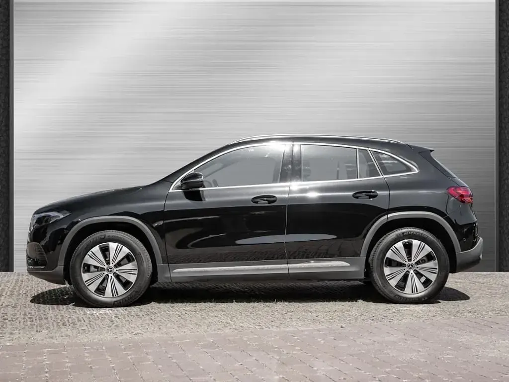 Gebraucht Mercedes EQA250+ Progressive 139 kW (190 PS) 2025 Schwarz SUV