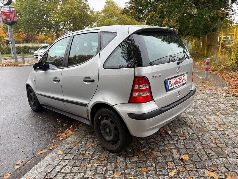 Gebraucht Mercedes A140 82 PS (60 kW) 2003 Silber Limousine