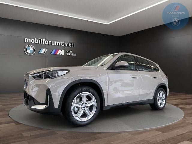 Neu BMW iX1 150 kW (204 PS) 2026 Grau SUV