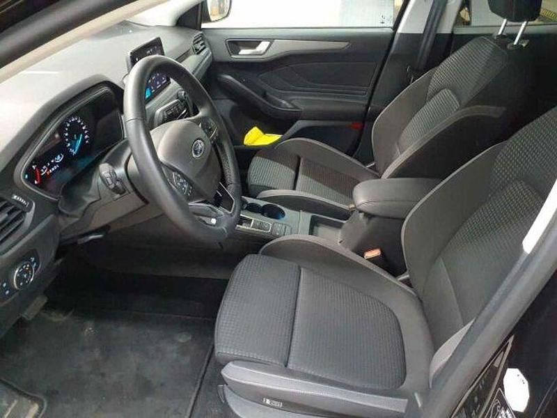 Gebraucht Ford Focus Cool & Connect 120 PS (88 kW) 2023 Agate black metallic Kombi