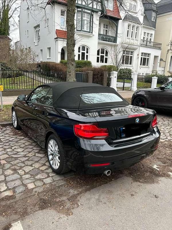 Gebraucht BMW 218 136 PS (100 kW) 2018 Schwarz Cabrio