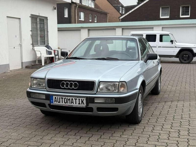 Gebraucht Audi 80 116 PS (85 kW) 1992 Hellblau Limousine
