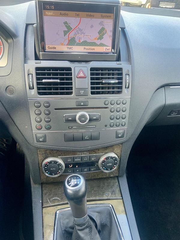 Gebraucht Mercedes C250 204 PS (150 kW) 2009 Schwarz Kombi