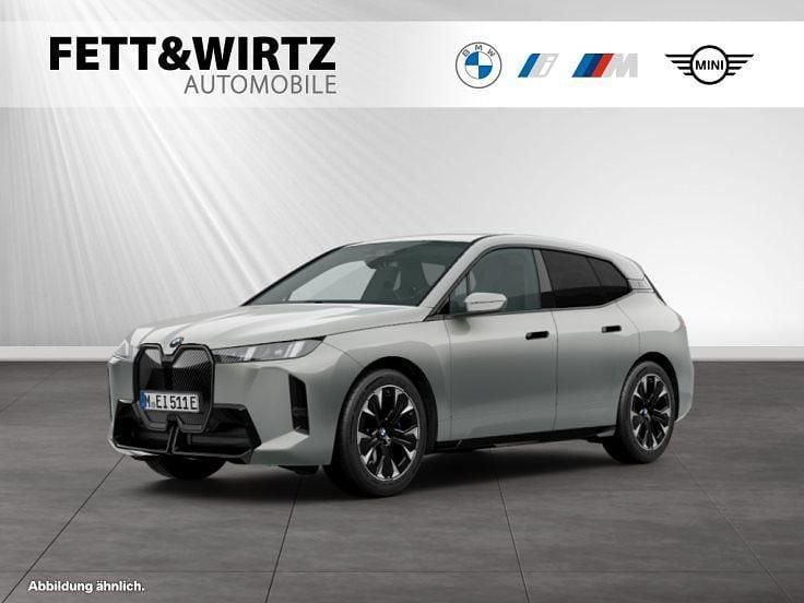 Spacesilber metallic Neu 2026 BMW iX M Sport SUV | 84.790 € (Guter Preis) - Bild 1/3