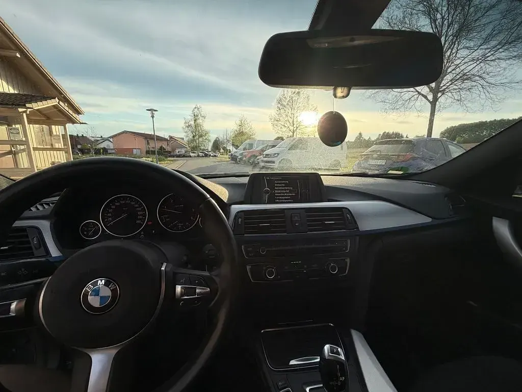 Gebraucht BMW 330 M Performance 258 PS (189 kW) 2013 Grau Kombi