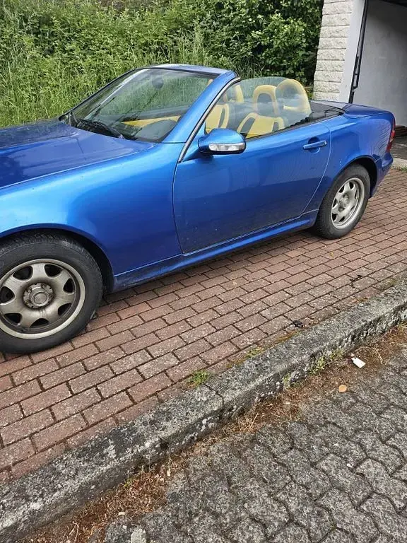 Gebraucht Mercedes SLK200 163 PS (119 kW) 2003 Blau Cabrio