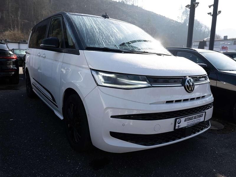 Gebraucht VW Multivan Edition 150 PS (110 kW) 2024 Candy weiss Van