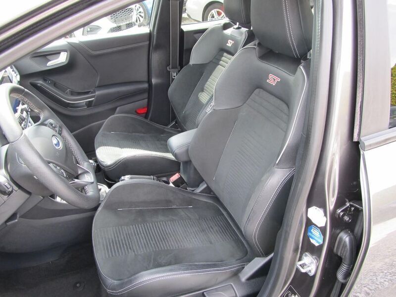 Gebraucht Ford Puma ST 200 PS (147 kW) 2021 Magneticgrau (metallic) SUV