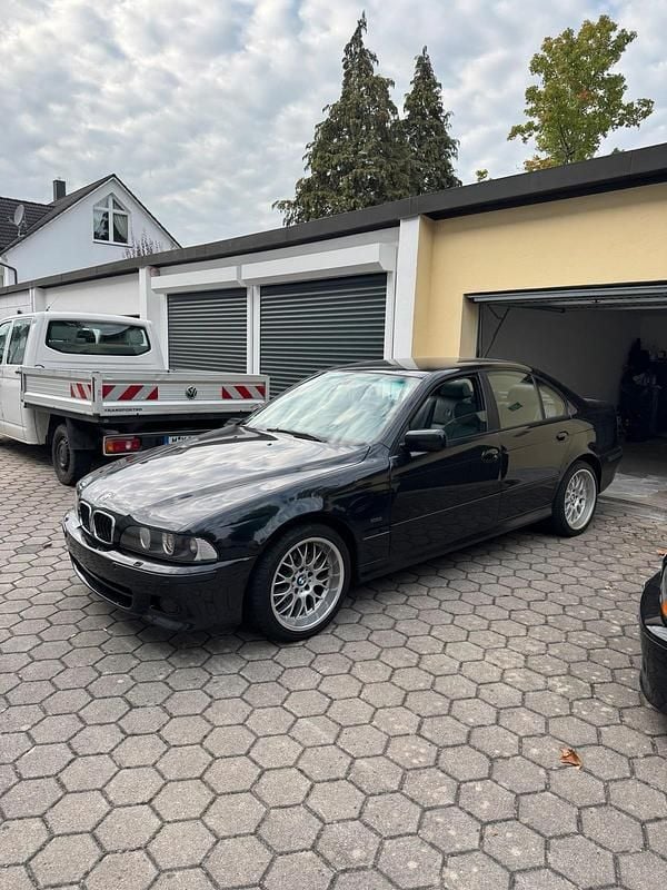 Gebraucht BMW 525 192 PS (141 kW) 2000 Schwarz Limousine