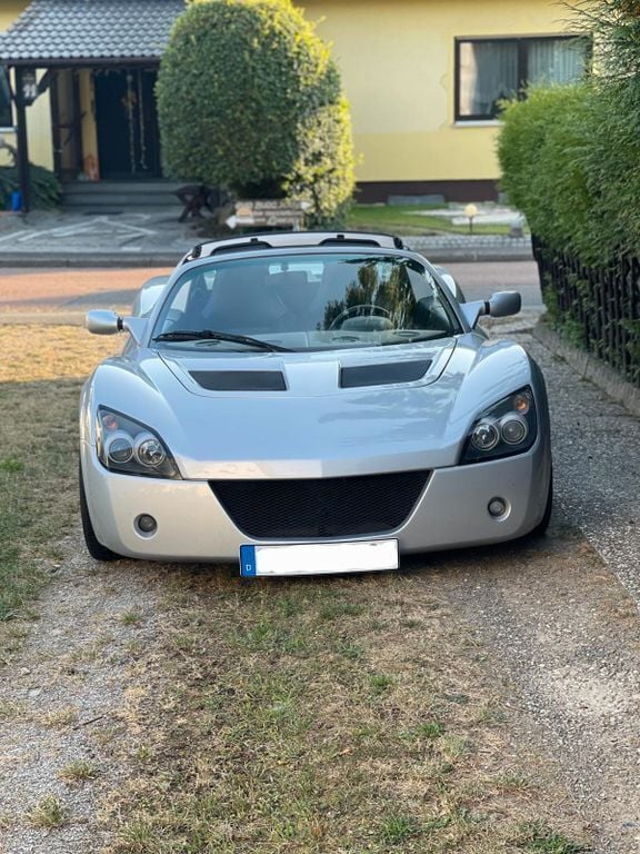 Silber Gebraucht 2002 Opel Speedster Cabrio | 25.000 € - Bild 1/2