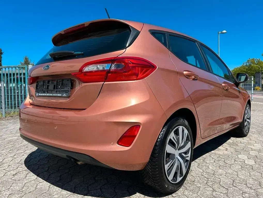 Gebraucht Ford Fiesta Cool & Connect 101 PS (74 kW) 2017 Braun Kleinwagen