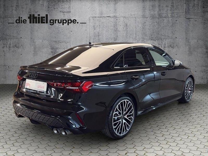 Gebraucht Audi S3 Ambiente 333 PS (244 kW) 2025 Schwarz Limousine