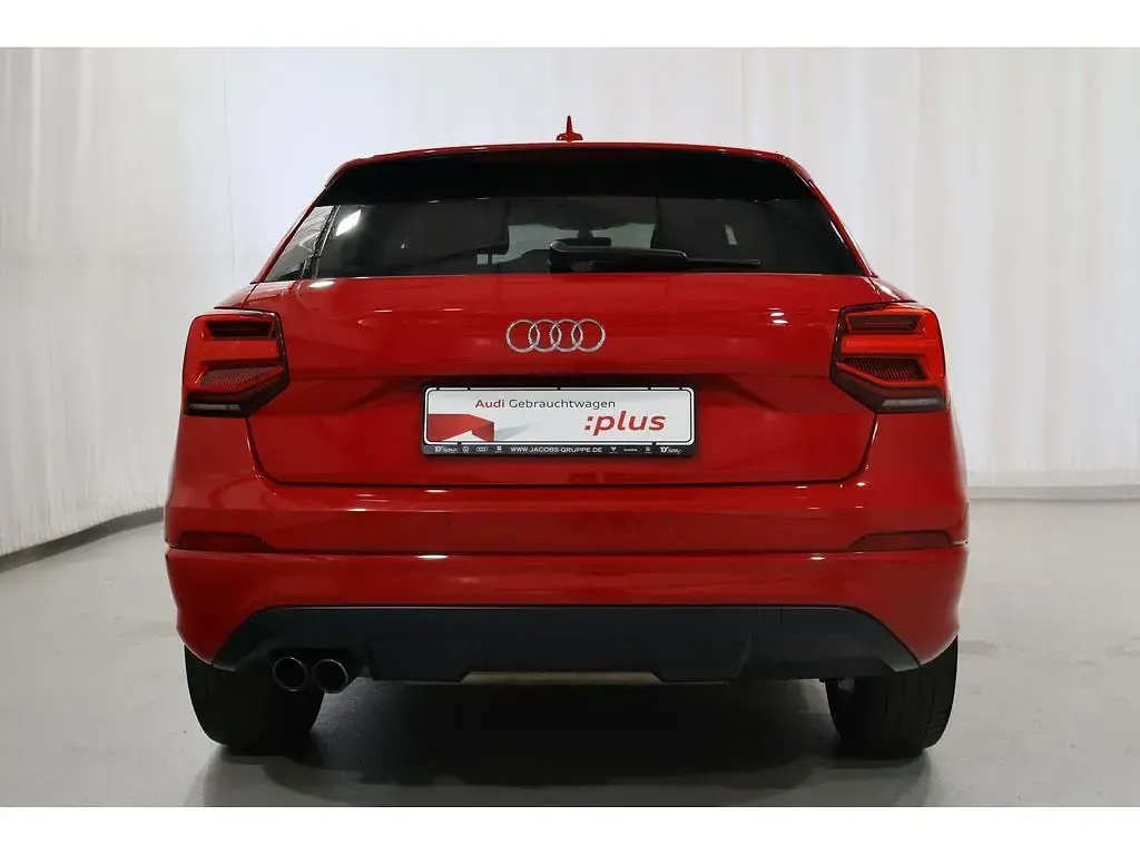 Gebraucht Audi Q2 Sport 150 PS (110 kW) 2018 Tangorot metallic SUV