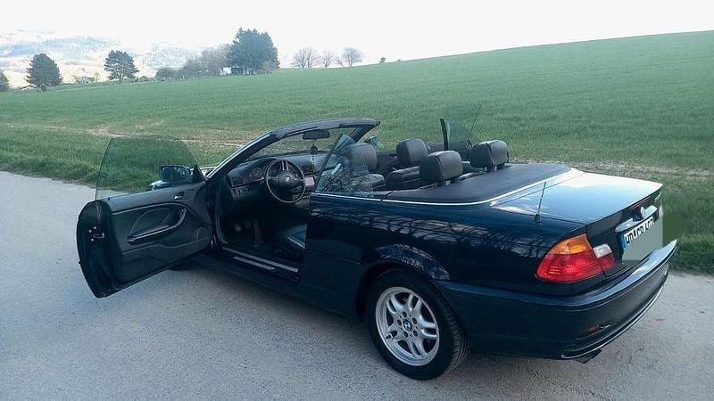 Gebraucht BMW 325 Cabriolet 192 PS (141 kW) 2001 Blau Cabrio