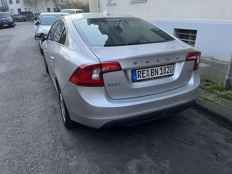 Gebraucht Volvo S60 163 PS (119 kW) 2010 Limousine