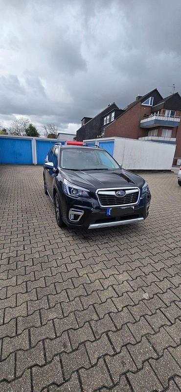 Gebraucht Subaru Forester Platinum 150 PS (110 kW) 2020 Schwarz SUV