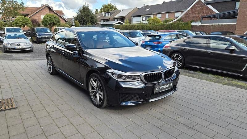 Carbonschwarz metallic Gebraucht 2019 BMW 630 M Sport Coupé | 28.990 € (Fairer Preis) - Bild 1/4