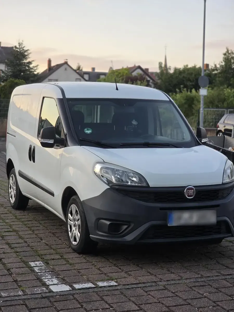 Gebraucht Fiat Doblò 90 PS (66 kW) 2016 Weiß Van / Kleinbus