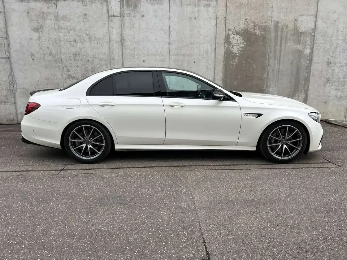 Gebraucht Mercedes E63 AMG AMG 571 PS (419 kW) 2018 Weiß Limousine