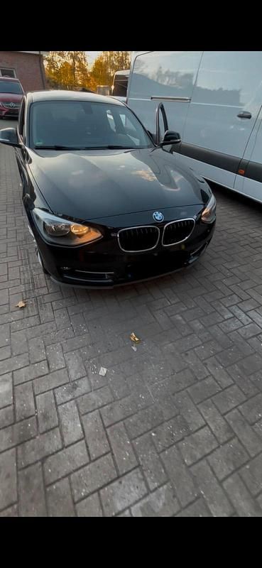 Schwarz Gebraucht 2013 BMW 116 Kleinwagen | 7.699 € (Fairer Preis) - Bild 1/4