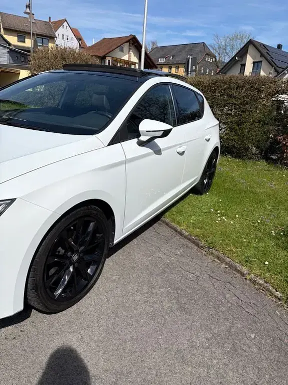 Brugt Seat Leon FR 150 HK (110 kW) 2019 Hvid Sedan