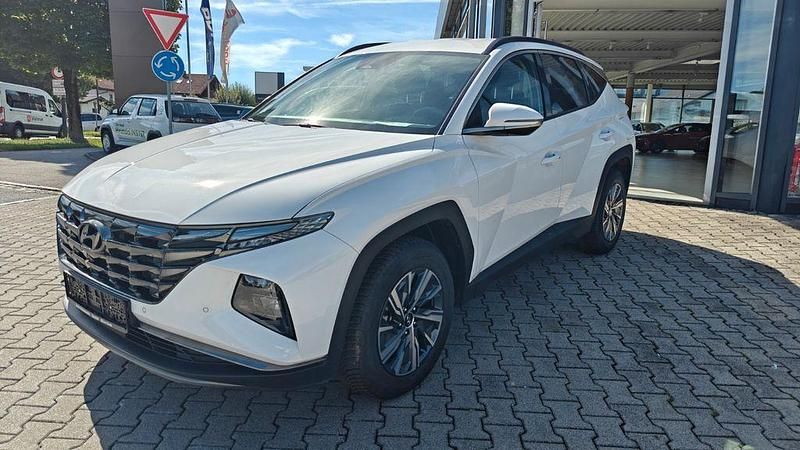 Weiß Gebraucht 2023 Hyundai Tucson Trend SUV | 31.980 € (Guter Preis) - Bild 1/4