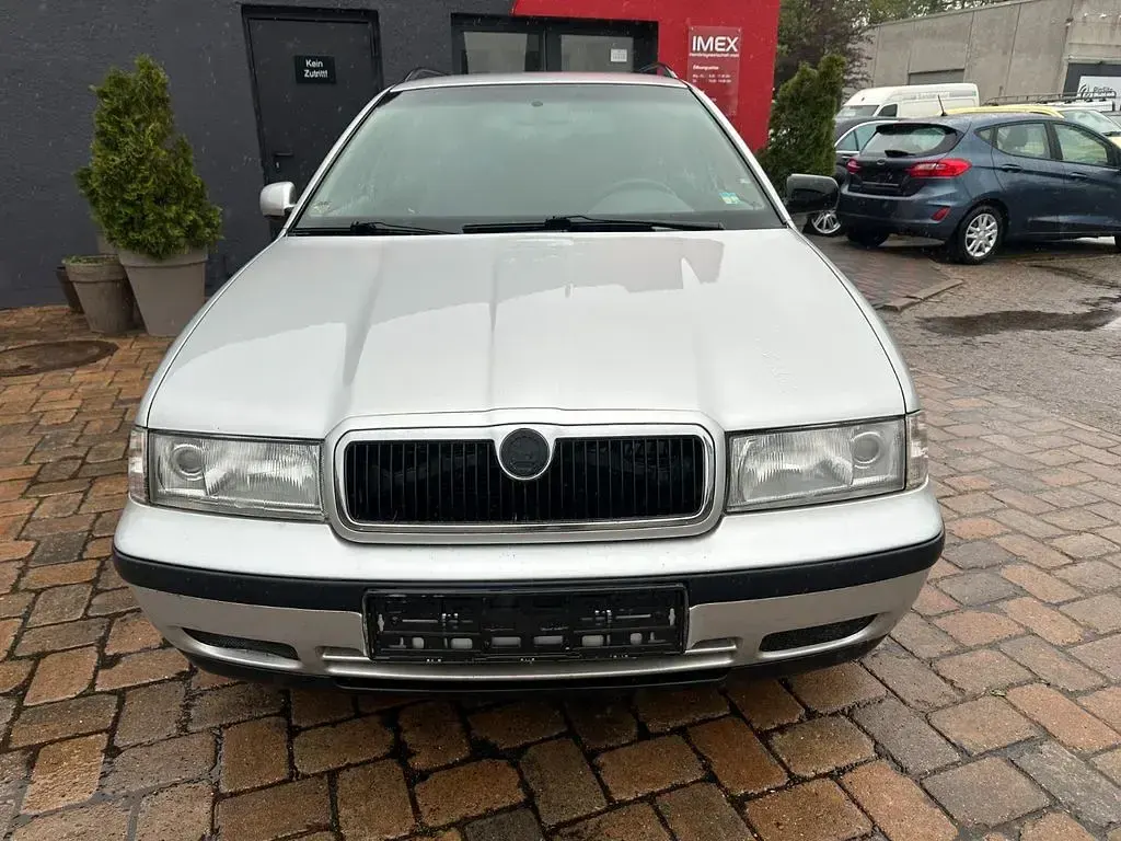 Gebraucht Skoda Octavia Ambiente 90 PS (66 kW) 2000 Kombi