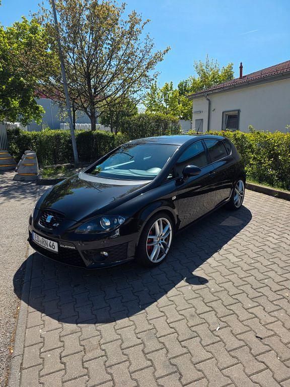 Second-hand Seat Leon CUPRA 310 CP (228 kW) 2012 Negru Berlinǎ