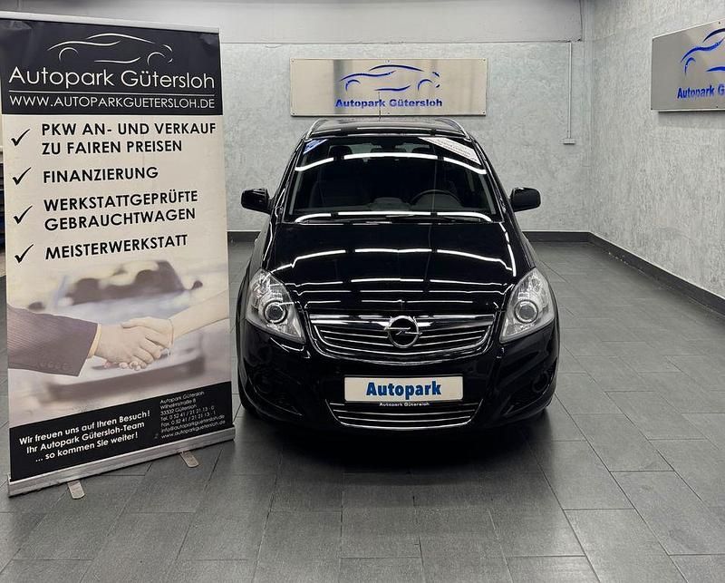 Schwarz Gebraucht 2011 Opel Zafira Innovation Van / Kleinbus | 5.999 € (Fairer Preis) - Bild 1/4