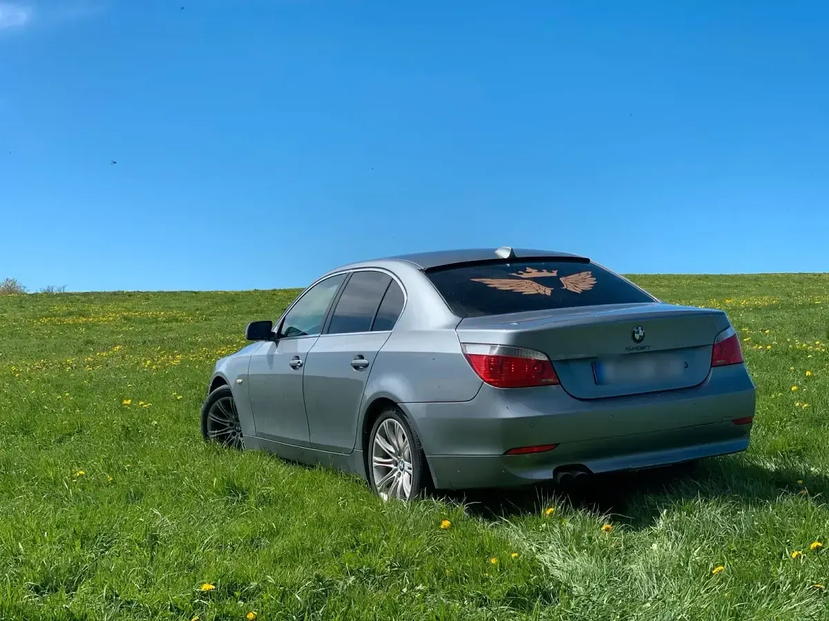 Second-hand BMW 525 218 CP (160 kW) 2005 Berlinǎ