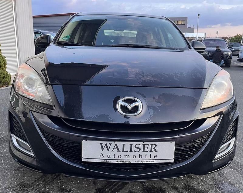 Gebraucht Mazda 3 90th Anniversary 105 PS (77 kW) 2011 Schwarz Limousine