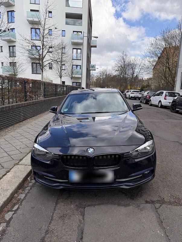 Gebraucht BMW 318 150 PS (110 kW) 2016 Schwarz Kombi