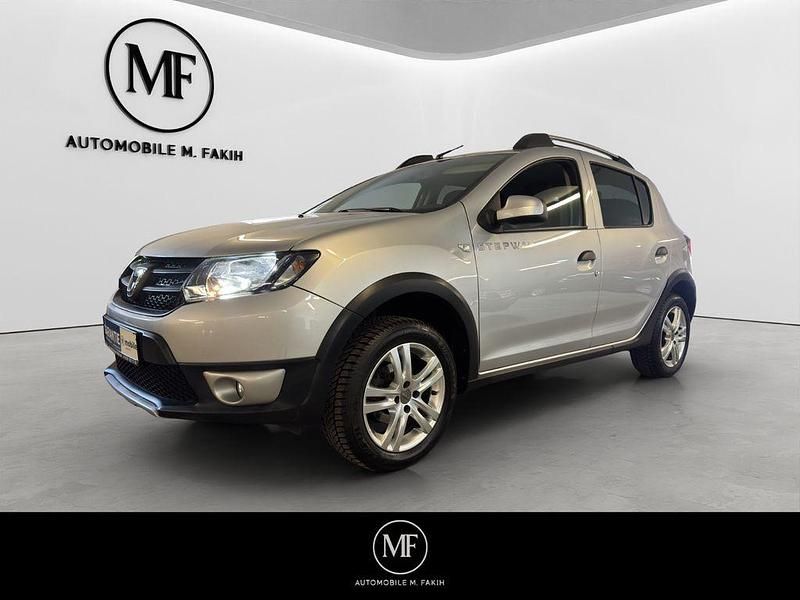 Silber Gebraucht 2013 Dacia Sandero Stepway SUV | 6.200 € (Fairer Preis) - Bild 1/4