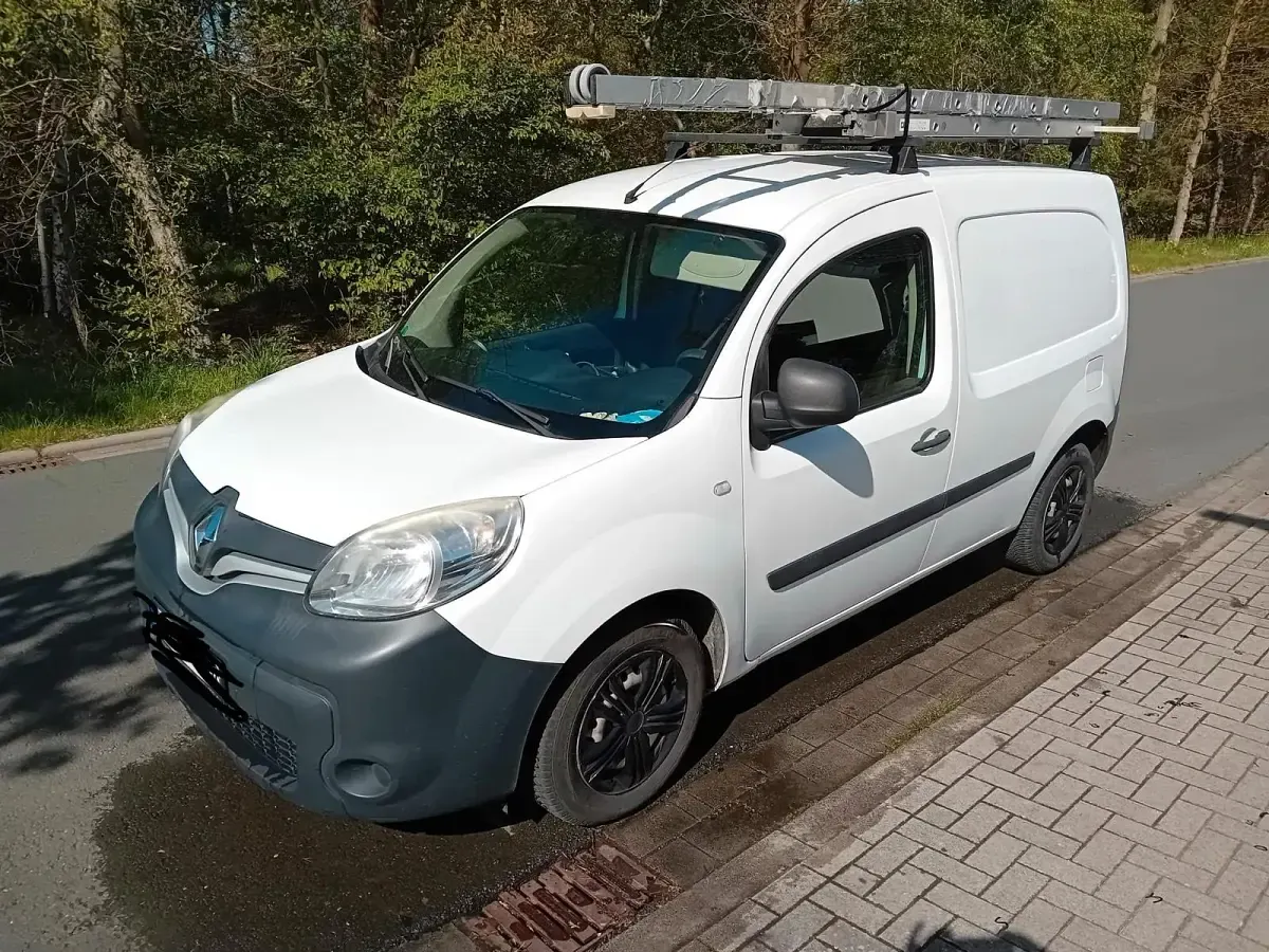 Gebraucht Renault Kangoo 95 PS (69 kW) 2016 Weiß Van / Kleinbus