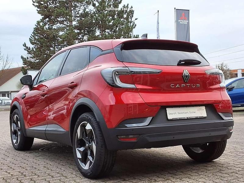 Gebraucht Renault Captur Techno 158 PS (116 kW) 2025 Rot SUV