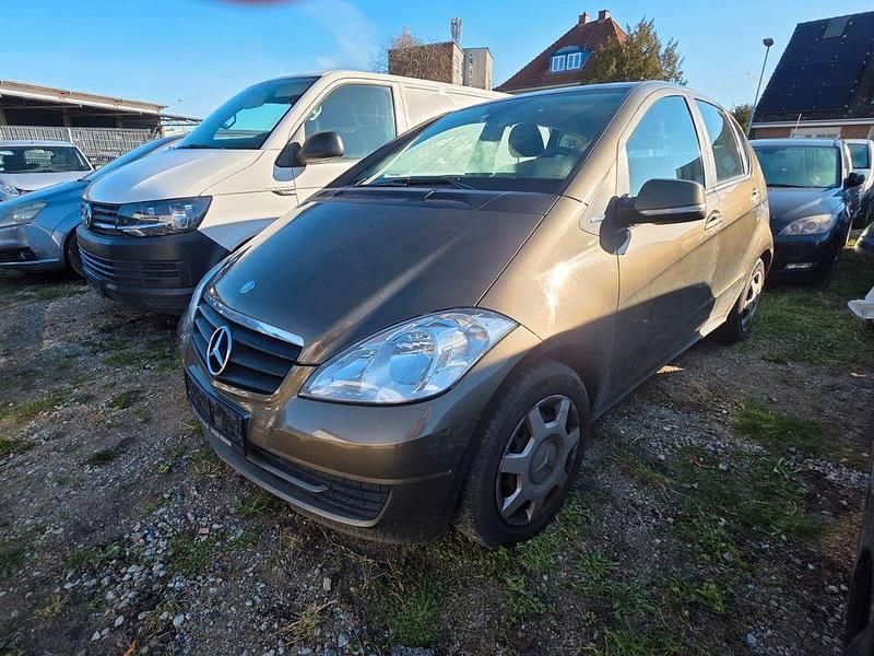 Gebraucht Mercedes A160 95 PS (69 kW) 2011 Limousine