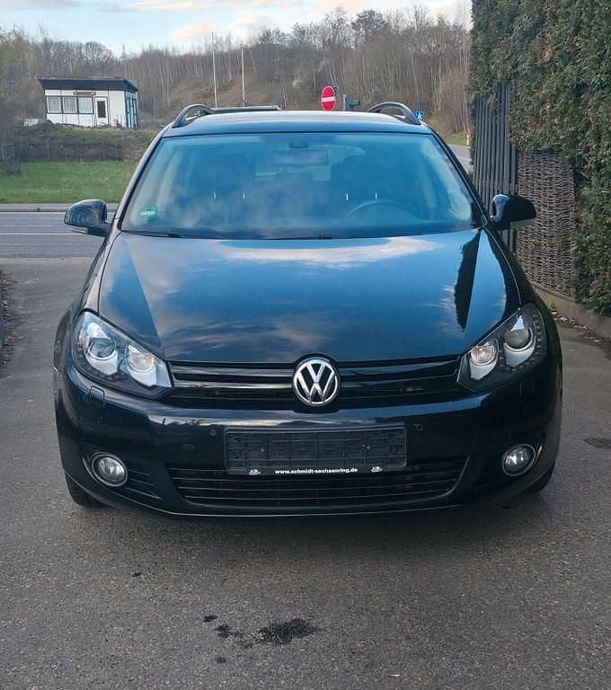 Gebraucht VW Golf VI Match 140 PS (102 kW) 2012 Schwarz Kleinwagen