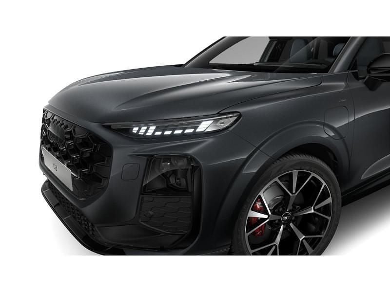 Grau Gebraucht 2025 Audi Q3 Sport SUV | 64.900 € - Bild 1/4