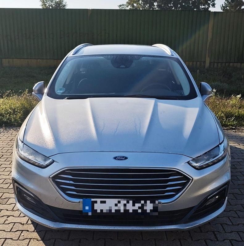 Gebraucht Ford Mondeo Titanium 188 PS (138 kW) 2019 Silber Kombi