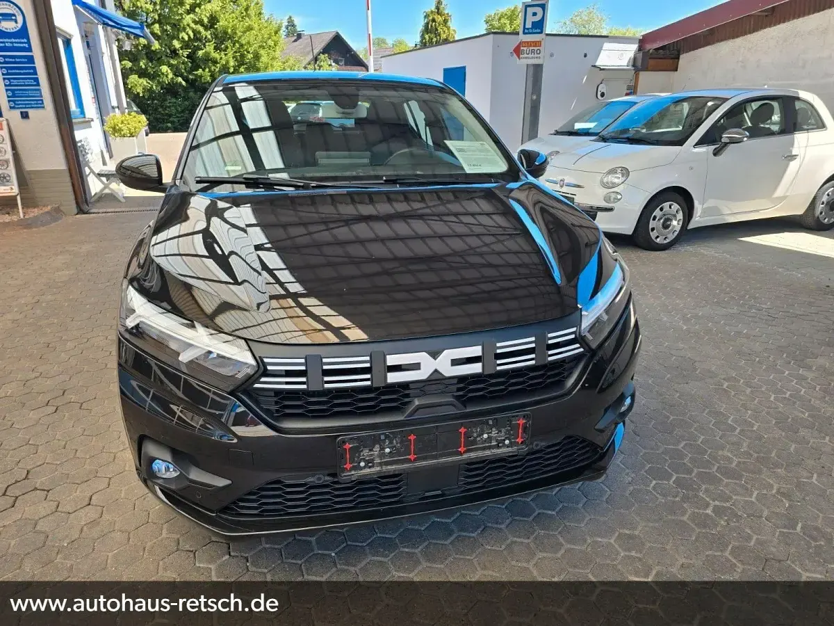 Gebraucht Dacia Sandero Expression 91 PS (66 kW) 2023 Schwarz SUV