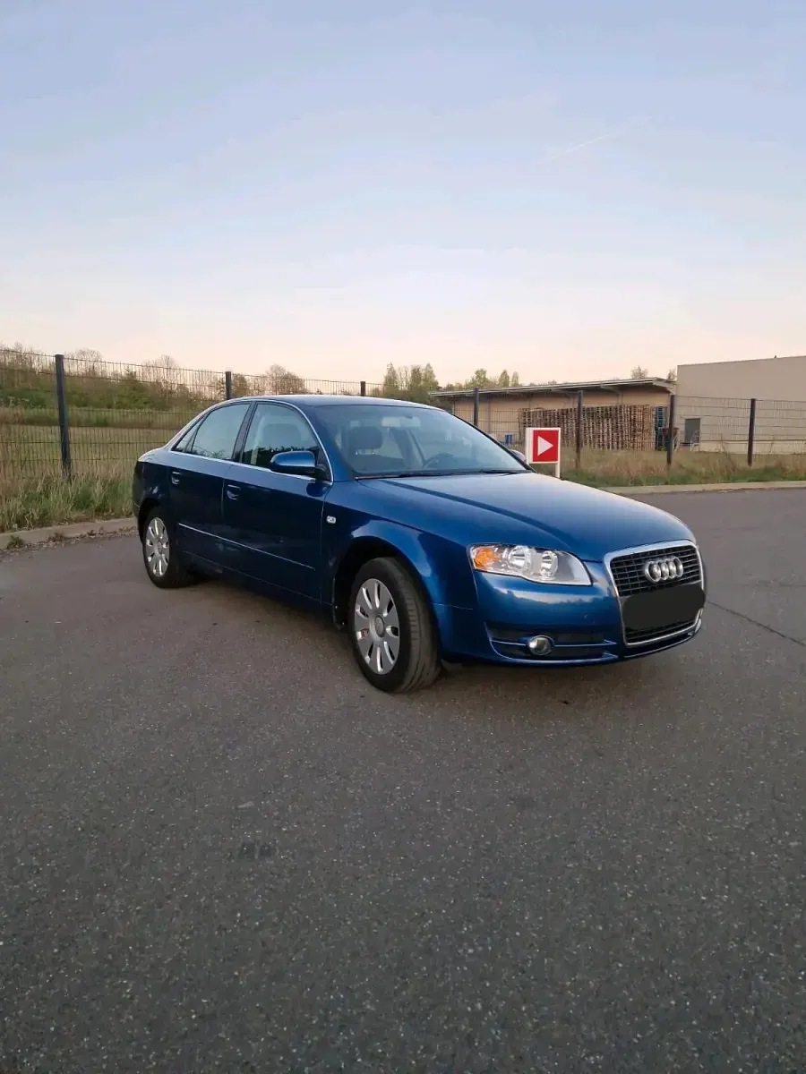 Usata Audi A4 163 CV (119 kW) 2005 Blu Berlina