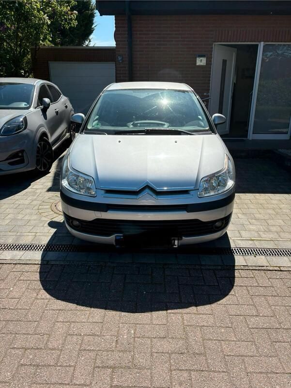 Silber Gebraucht 2007 Citroën C4 Style Limousine | 3.500 € (Etwas zu teuer) - Bild 1/4