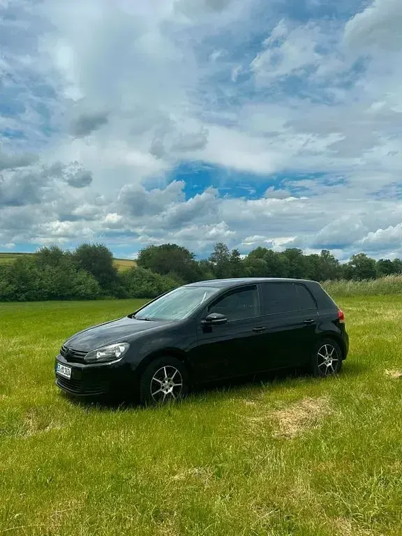 Gebraucht VW Golf VI Comfortline 80 PS (58 kW) 2011 Schwarz Kleinwagen