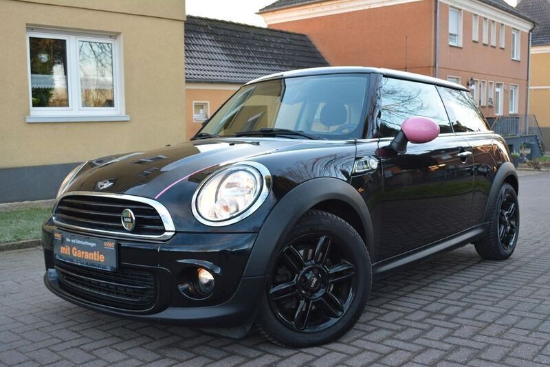 Schwarz Gebraucht 2013 Mini ONE Kleinwagen | 7.690 € (Etwas zu teuer) - Bild 1/4