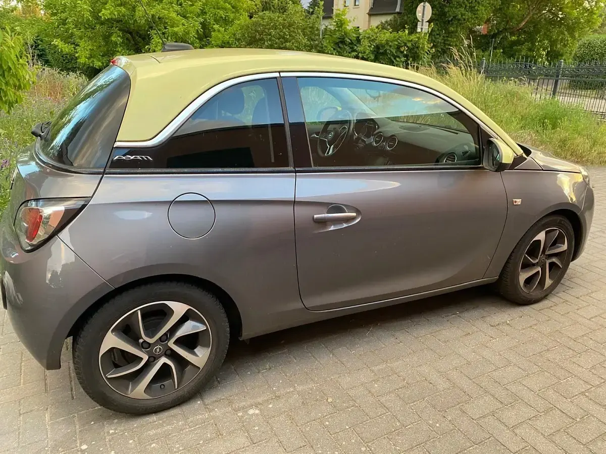 Gebraucht Opel Adam Glam 101 PS (74 kW) 2016 Grau Kleinwagen