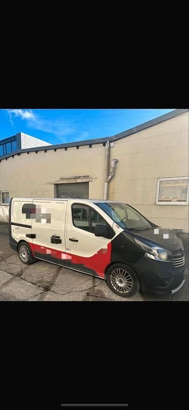 Gebraucht Opel Vivaro 95 PS (69 kW) 2017 Weiß Van / Kleinbus