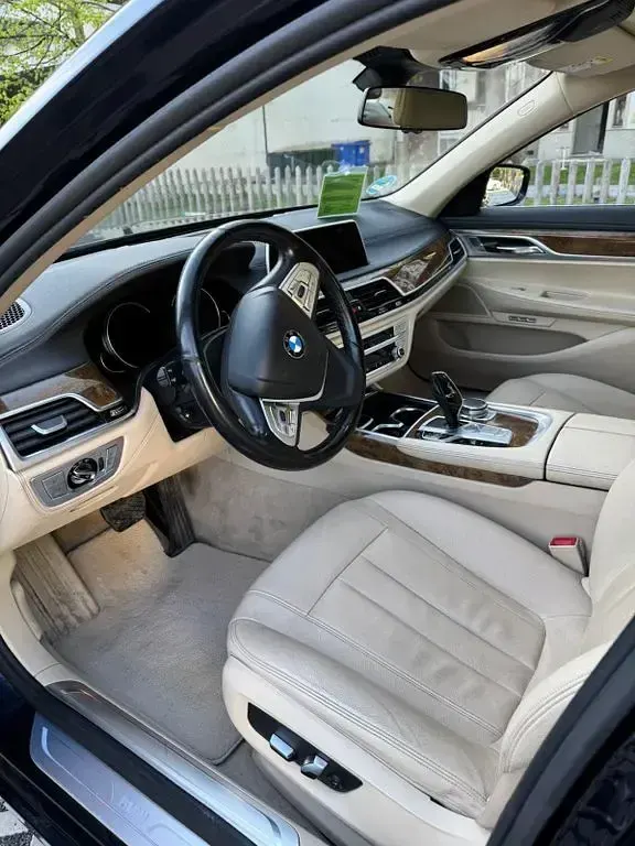 Brugt BMW 730 Performance 258 HK (189 kW) 2016 Blå Sedan